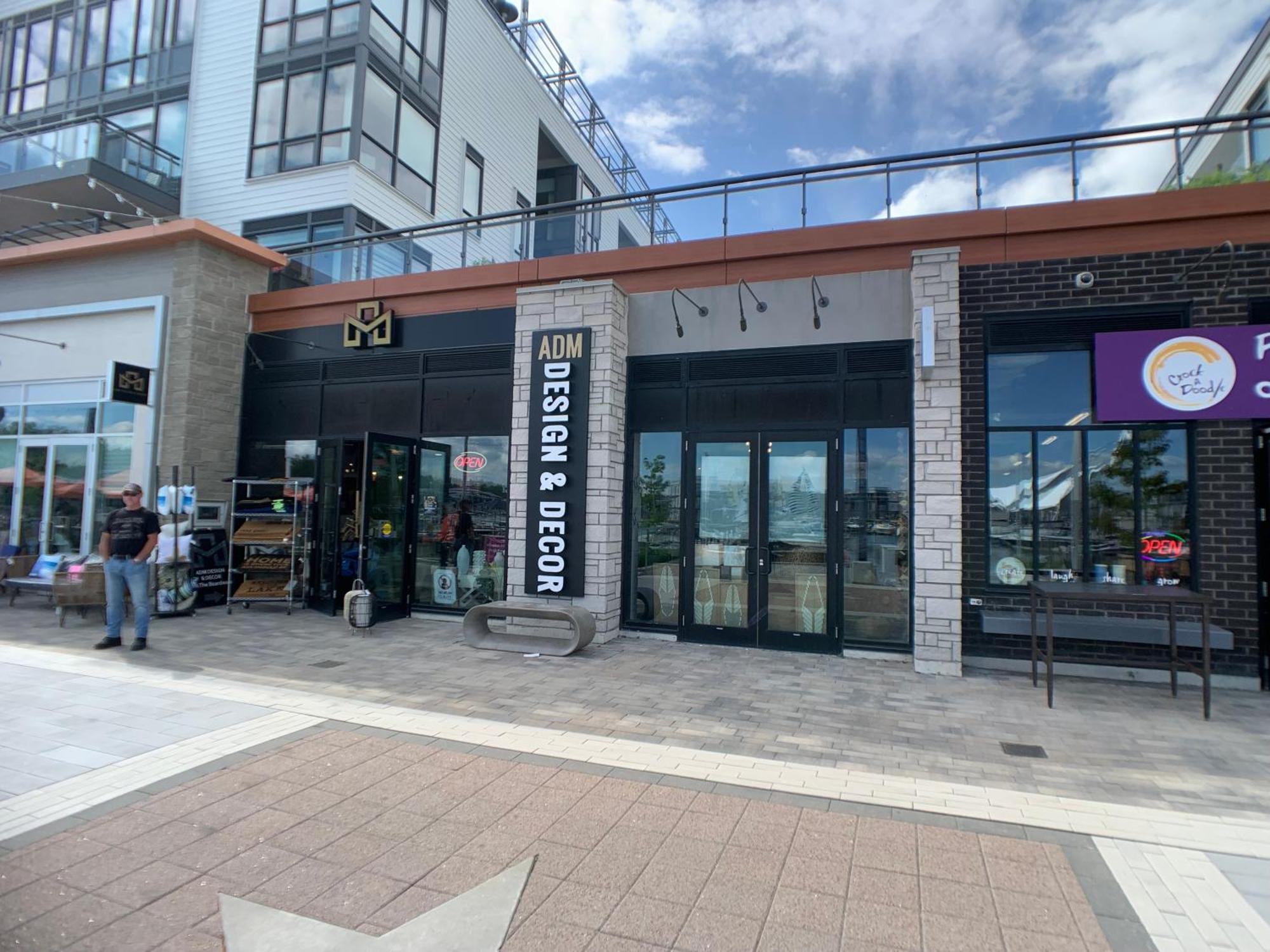 Stunning Stayz At Friday Harbour Beach Marina Resort Lake Simcoe Innisfil Exterior foto